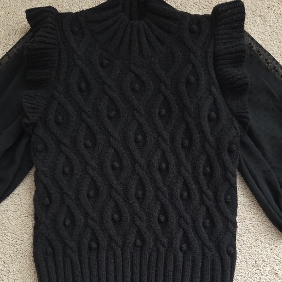 Elegant Black Women's Turtleneck Sweater - Picture 2 of 6